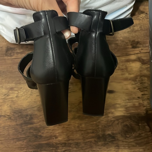 Pre-owned GLADIATOR SANDALS CROWN VINTAGE 6.5 - Picture 3 of 5